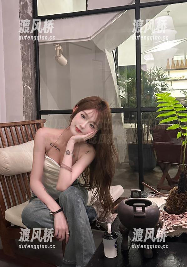 17c吃瓜 再好的瓜都比不过首页的黑料追踪,17c吃瓜我来啦!