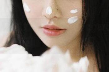 说好的不吃瓜？在cgw51吃瓜app前面果然说不出口。