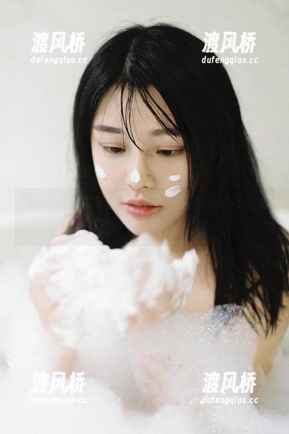 说好的不吃瓜？在cgw51吃瓜app前面果然说不出口。