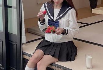 “51吃瓜”官网首页还藏着哪些隐秘的私房菜？