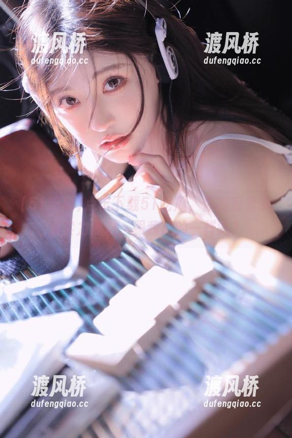 点击下载51吃瓜，你的反差女友实力黑料，跟我想的一样吗？