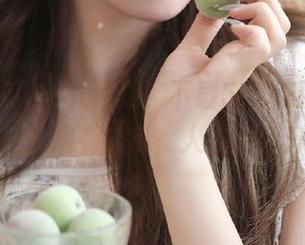 一气呵成，下载51吃瓜，随便选择一条观看的瓜，人生豁然开朗。