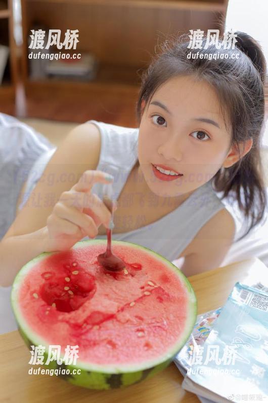 52cg.com “www.52cg.com”的资源让我一天的焦虑都飞到九霄云外,瞬间变轻松。