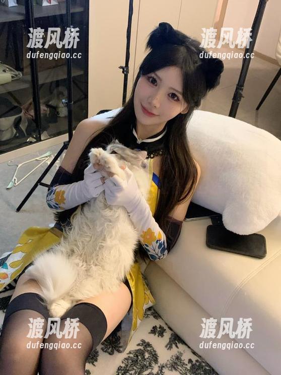 52cg.com 你的瓜来了,在线51种吃法,www.52cg.com让你一口气吃个够!