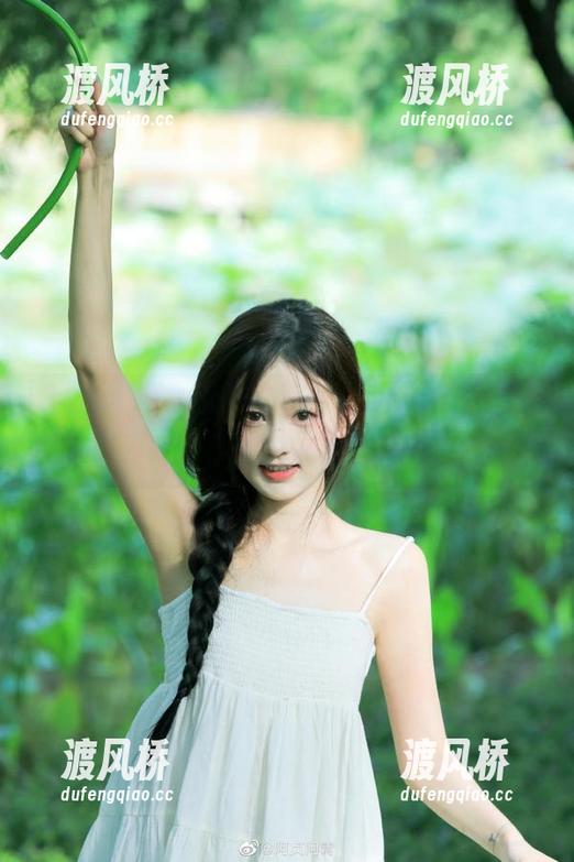 58吃瓜的线路上，八卦接力就像火车无停站，连瞥见都心动！