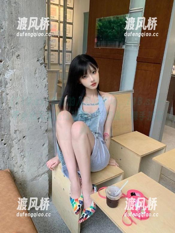 最新的八卦瓜现场，718.sx一不小心又给我惊艳到，只想说：辣手摧花啊！