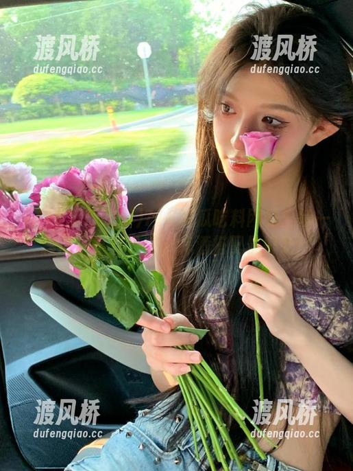718黑瓜吃料网站：每一颗瓜都藏着八卦，啤酒搭配最好吃！