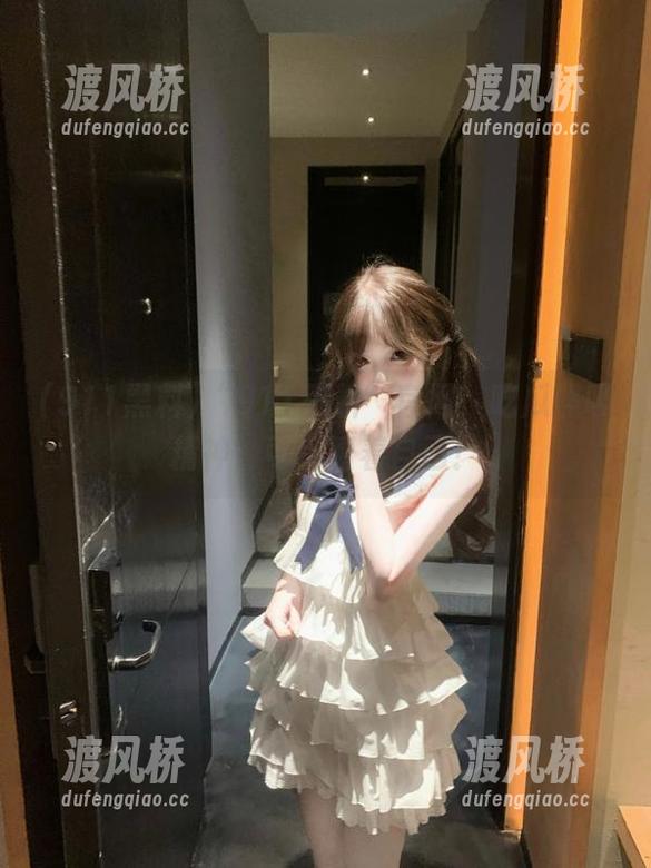 “911黑料”官网：吃瓜照吸精神，可别噎着自己！