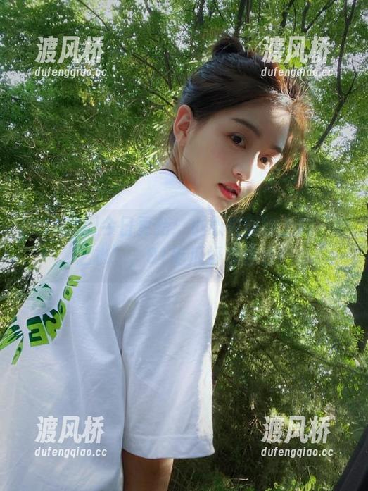 今日更新：小心校园路上的“爱之水”，91吃瓜好戏连台！