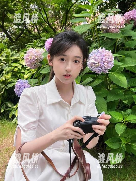 听说ccgg官网能让你在沙发上追不停！