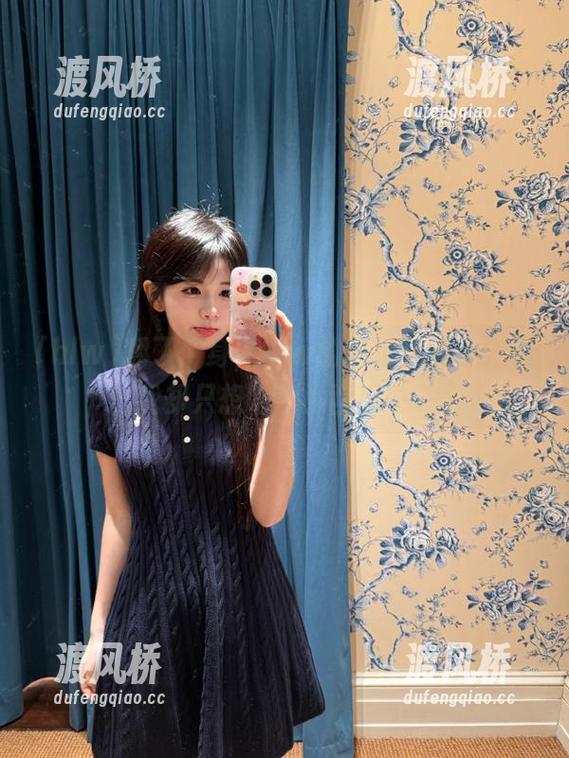 hlw 翻了个身,hlw的网址找到了,但我却只想吃个小西瓜……