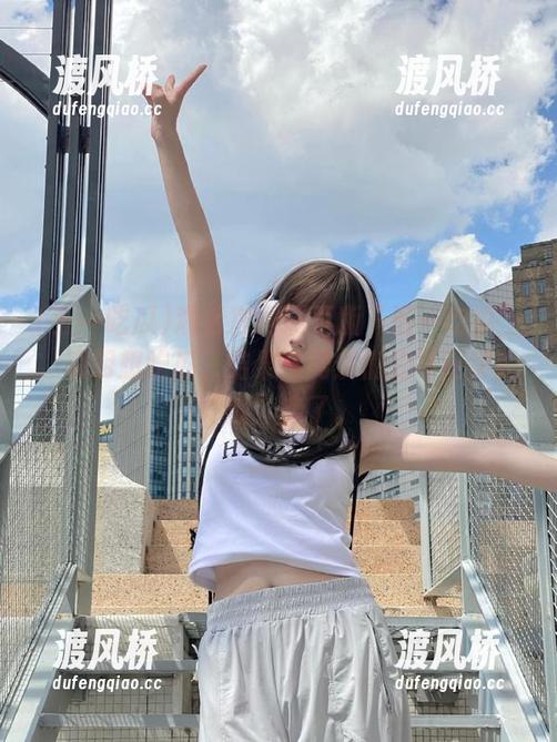 五一吃瓜 观看官网网页版“五一吃瓜”,明明想吃瓜,结果被网友们的奇葩评论“骗”走了。