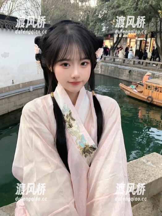 五一黑料 五一黑料的网址保证让你每天都有话题可聊,太魔性了!