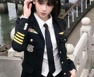 冲哥黑料精选，首页麻豆的资源看得我忍不住多瞄了两眼！