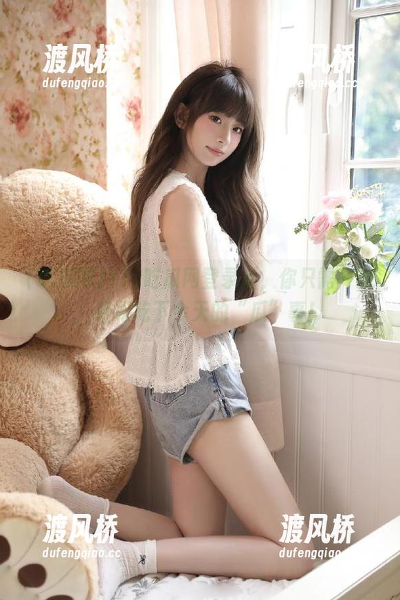 17c吃瓜网登录后，你只需一键，轻松吃下今天的“瓜”事！