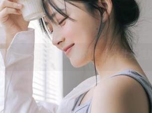 首页照进我的眼，吃瓜网竟成为社交尴尬的避风港？