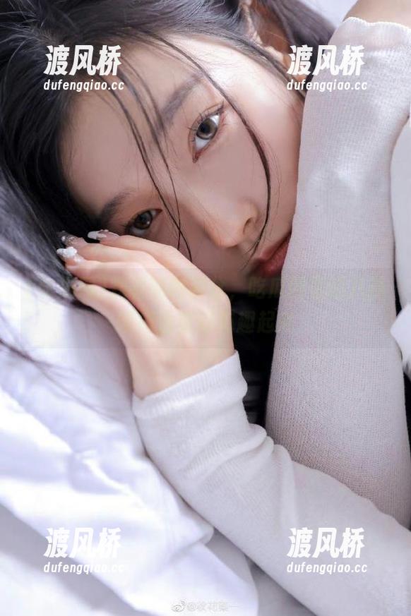观看朝阳时分，吃瓜网里的八卦瞬间也变得有趣起来