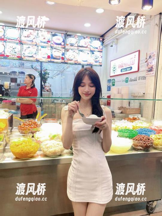 吃瓜网 吃瓜网震撼发布:居然能在嘴里下载无数瓜果??!