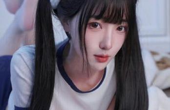 明明是要吃瓜，结果到了“我要吃瓜网”却不知不觉陷入观看模式！