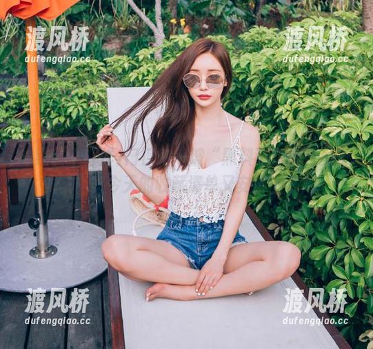 黑料不打烊 门口来一波“黑料不打烊万里长征”,今天的收藏清单又安排上了!