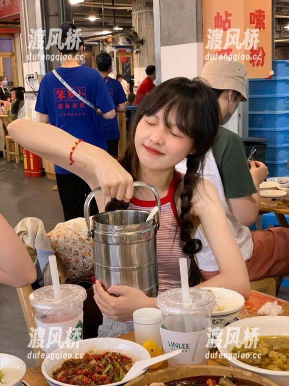 黑料不打烊 沉浸在资源的海洋里,老司机们的黑料不打烊,有些瓜我真的不想再吃了。