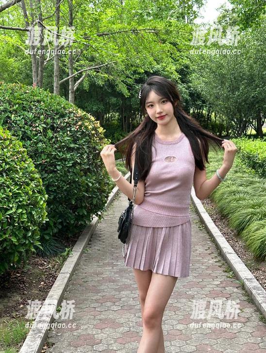 在soeg黑料不打烊so首页的视频，享受一天的日常猎奇，让我时而震惊时而傻乐！