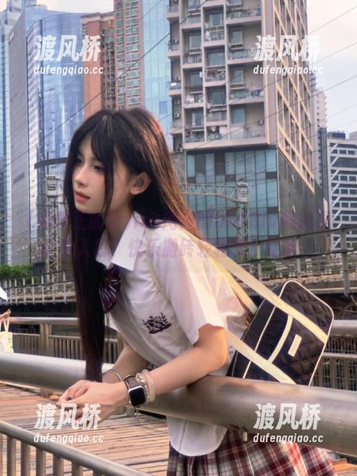 ios用户的bb18lv黑料正能量入口，快乐搬砖轻松找！哈哈！