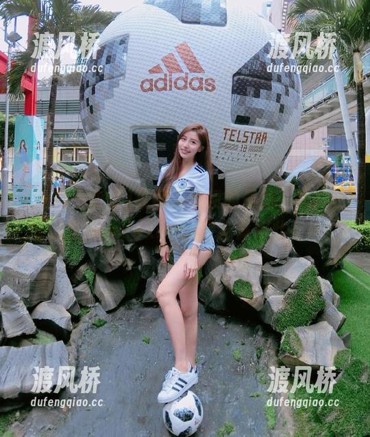 被网友解锁的最新，黑料正能量里的index.php变身竟如此有趣！