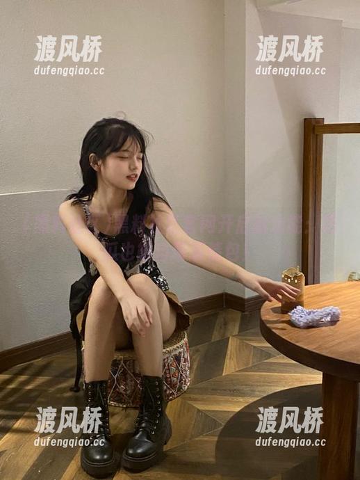 黑料社区 黑料社区官网开启新功能:吃瓜也能自带表情包!