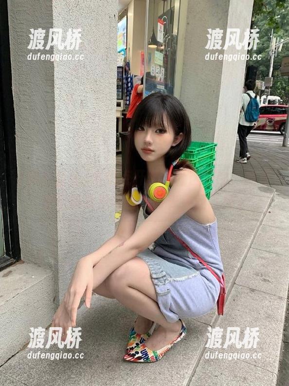 本想点开黑料社区网址，结果却觉得心累不已，时光来回蹉跎。