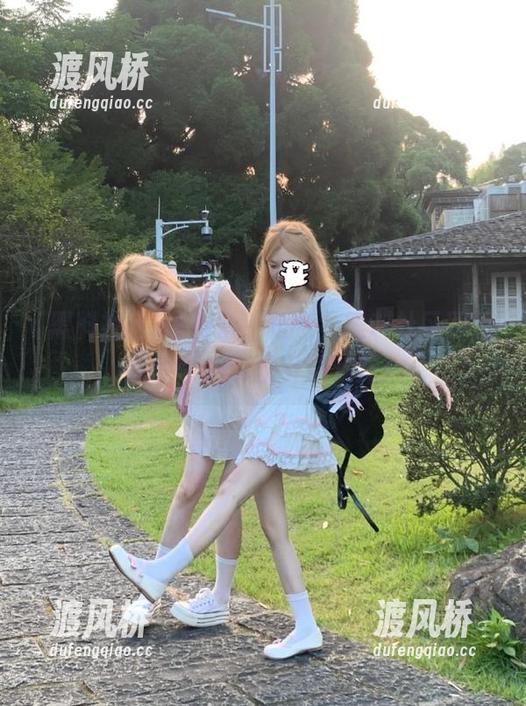 请自备小板凳，黑料社区网址等你在app里引爆八卦！