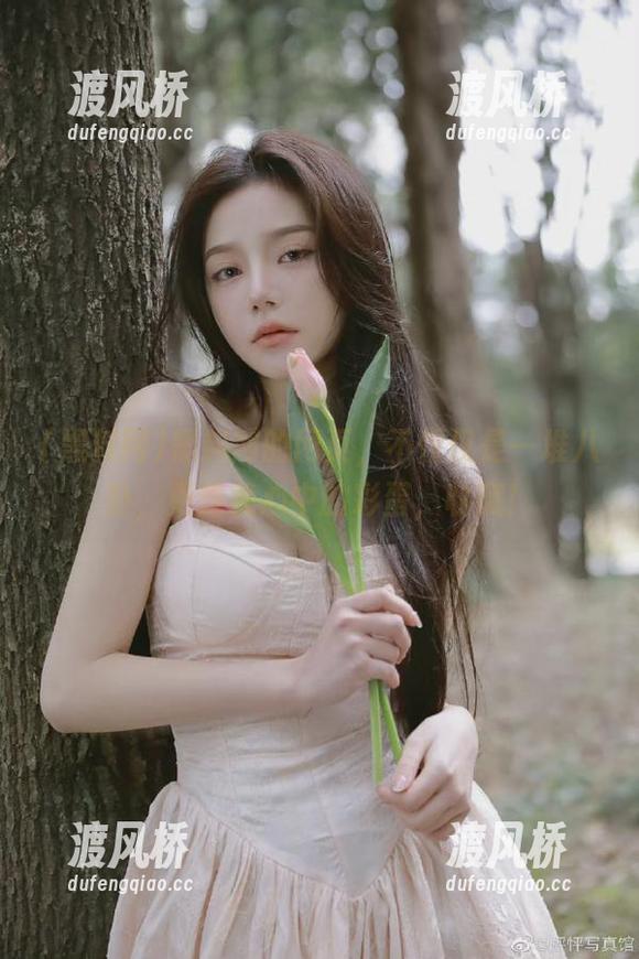 黑料网 黑料网的网页,不仅仅是一堆八卦,更是我心中的彩蛋,收藏!