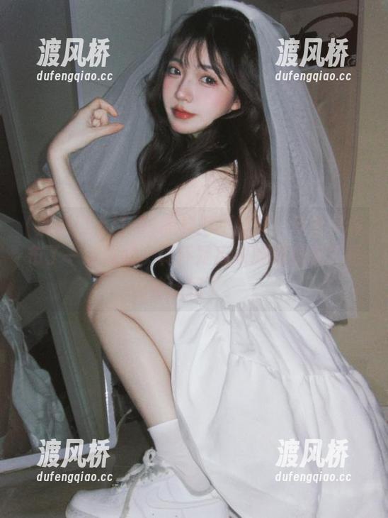 黑料门不打烊：今天又发布了一堆黑料，真怀疑瓜农的脑袋是不是被压扁了。