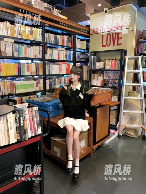 黑社料 黑社料网页:谁能想到下载还能这么有趣?