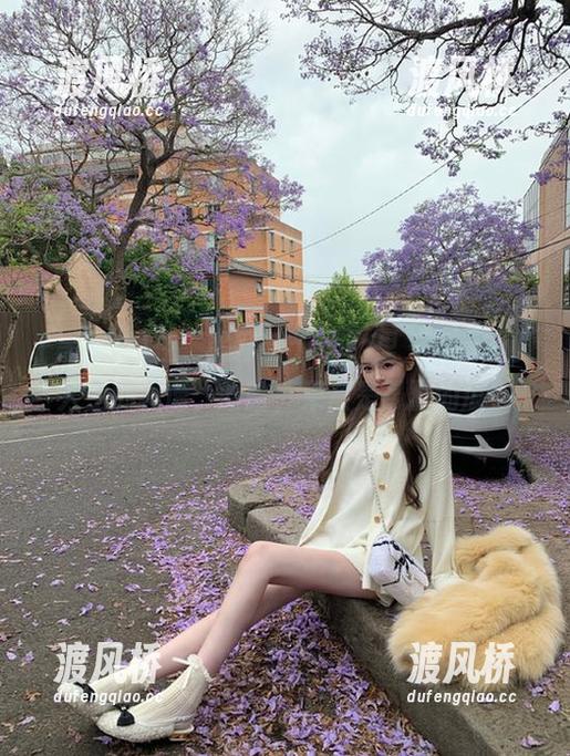 黑网料 在“黑网料app”里,我找到了人生的真谛,哈哈,果然是愚蠢的瓜!
